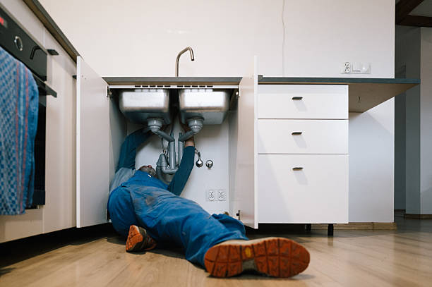 Professional Leak Detection technician working in North Uxbridge, MA